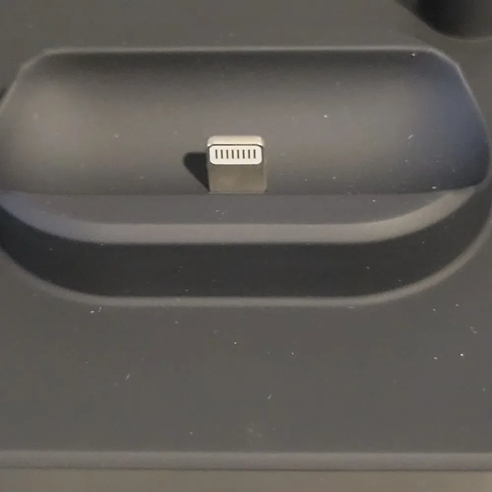 Unbranded black wireless